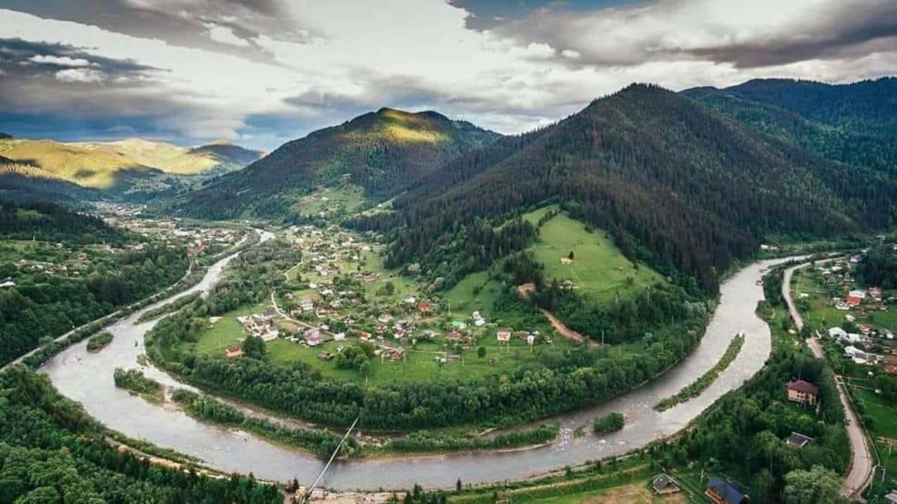 Будинок в пейзажній місцевості Krivorovnya Экстерьер фото